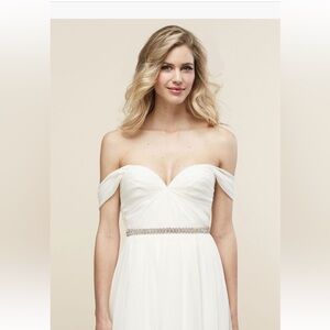 Untamed Petals by Amanda Judge belt with box gently used